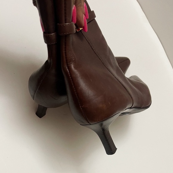 Anne Klein Leather Rich Brown Kitten Heeled Boots Chic Classy Workwear Preppy - Picture 16 of 16